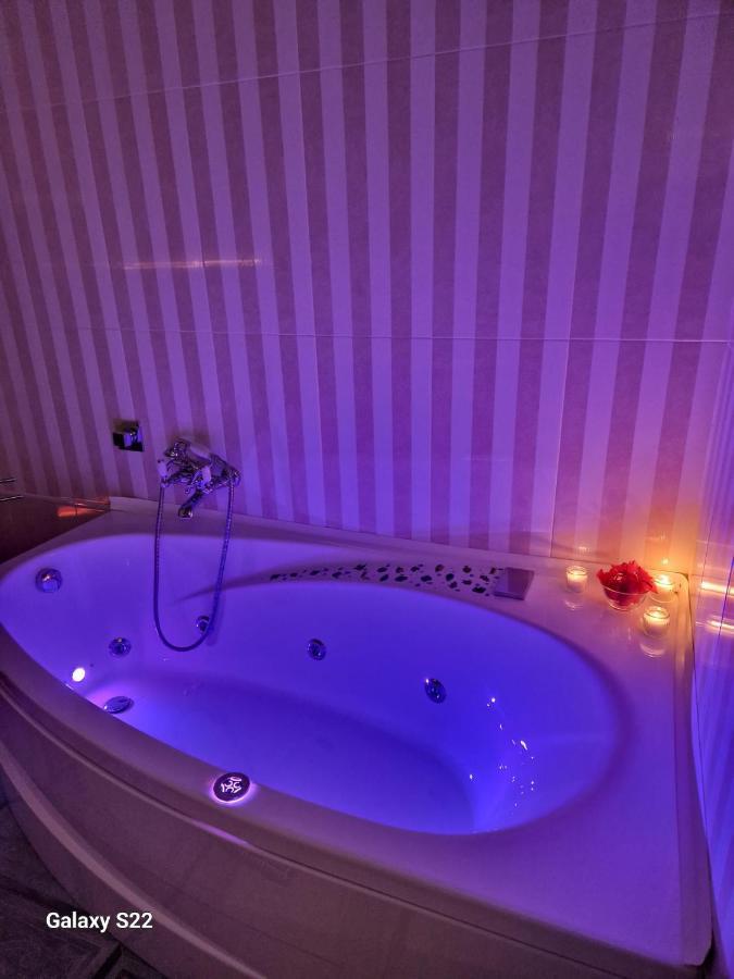 Affreschi Sul Mare Hotell Marina Di Pisa Eksteriør bilde